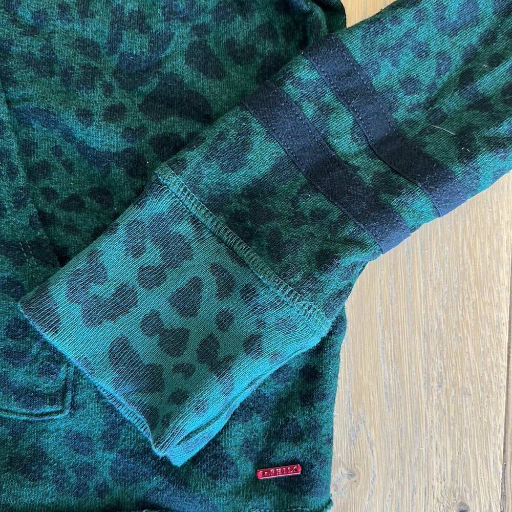 Women’s n:Philanthropy Sweatsuit - Picture 8 of 16